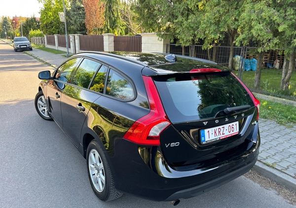 Volvo V60 cena 33900 przebieg: 246000, rok produkcji 2012 z Oborniki Śląskie małe 326